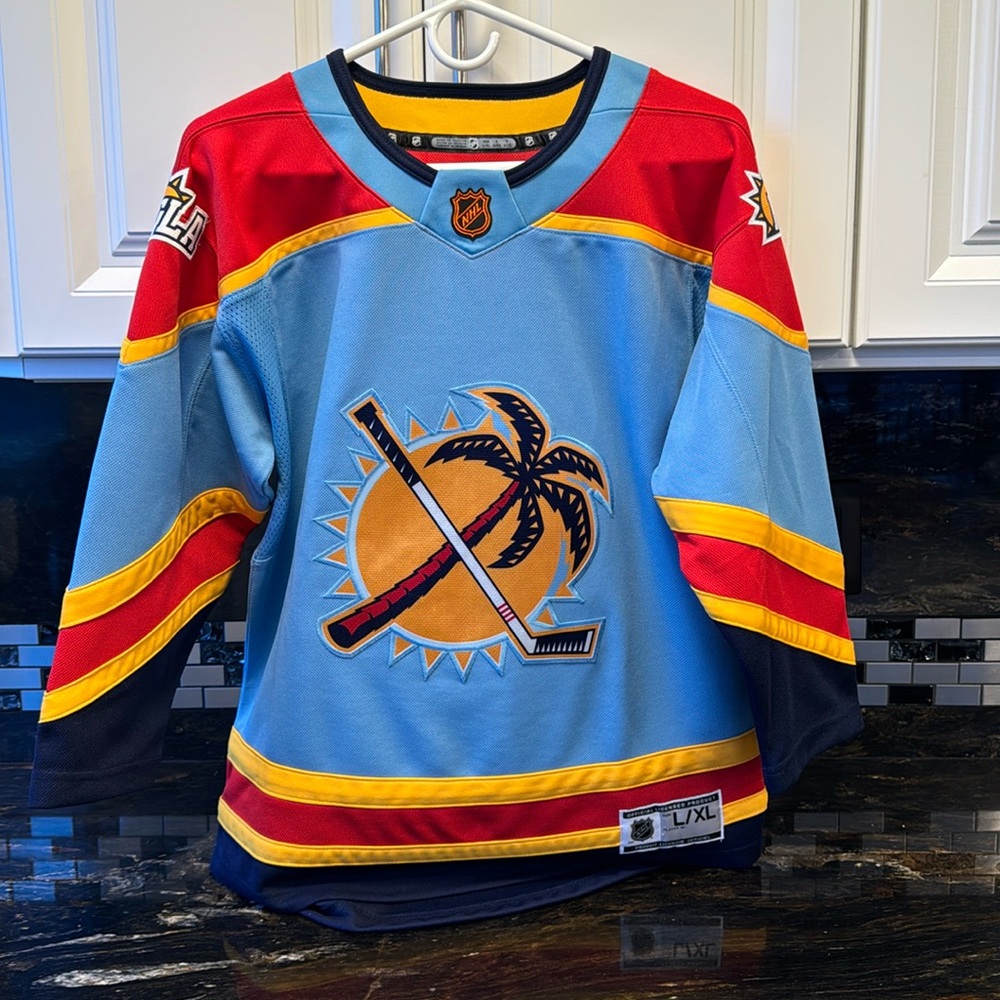 Florida Panthers Retro Jersey (kids L/XL perfect size for a petit lady as well)
